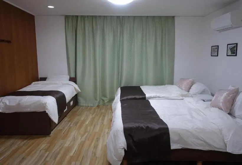 ファミリージュニアスイート, Taro S House Kamakura Hase