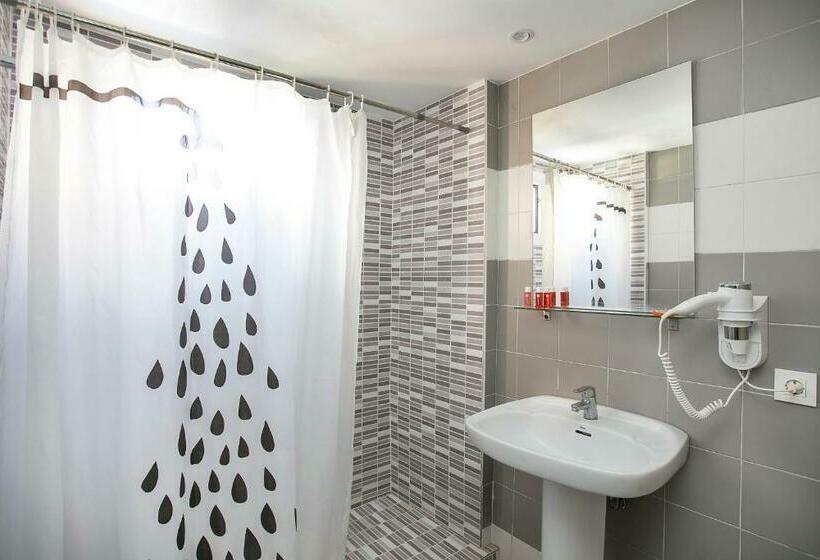 Апартаменты 1 Спальня с Террасой, Apartamentos Amalia By Mc