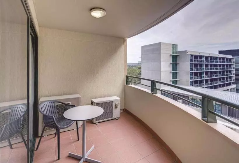 آپارتمان 1 خوابه, Adina Serviced Apartments Canberra James Court