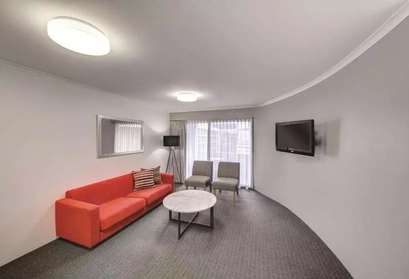 آپارتمان 1 خوابه, Adina Serviced Apartments Canberra James Court