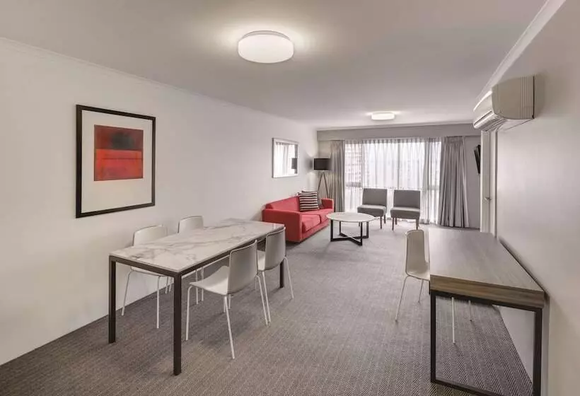آپارتمان 2 خوابه, Adina Serviced Apartments Canberra James Court
