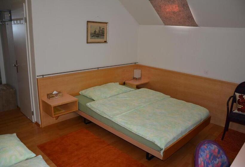 标准单人间, Hessengüetli