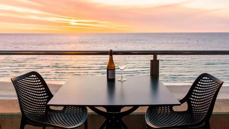 ２ベッドルームアパートメント, Oaks Glenelg Plaza Pier Suites
