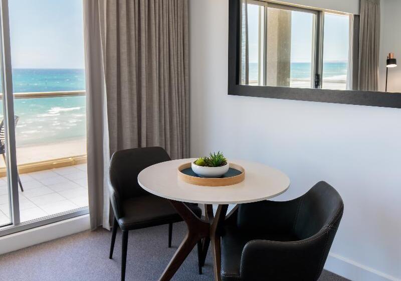 דירת חדר נוף לים, Oaks Glenelg Plaza Pier Suites