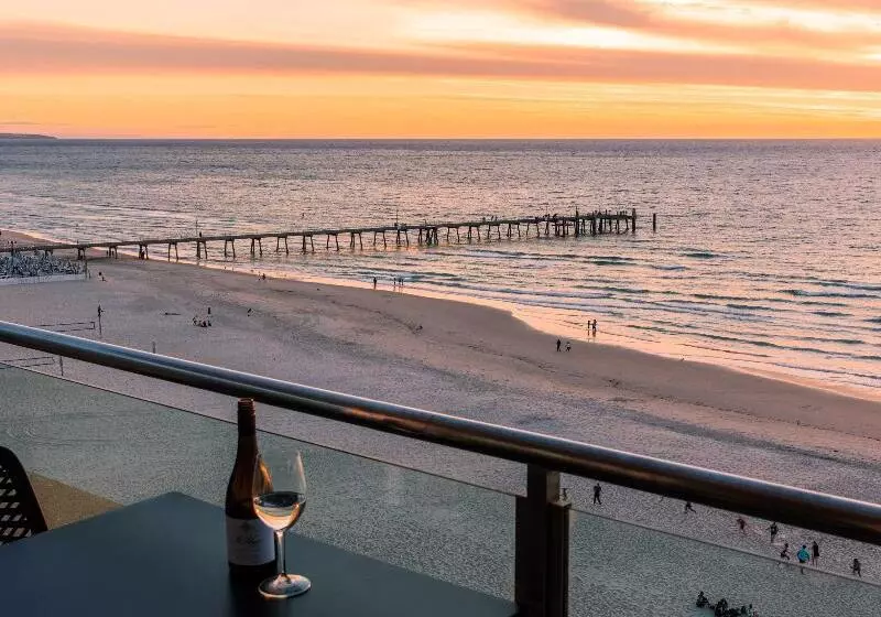 海の見える１ベッドルームアパートメント, Oaks Glenelg Plaza Pier Suites