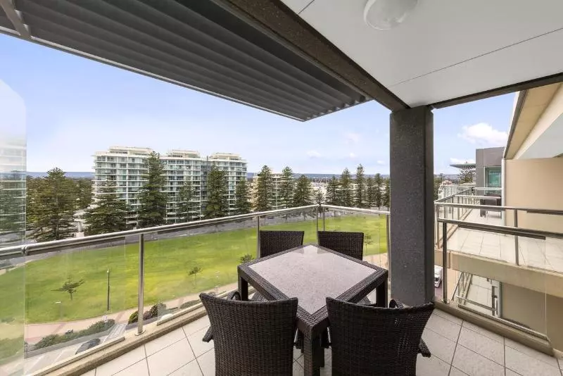 １ベッドルームアパートメント, Oaks Glenelg Plaza Pier Suites