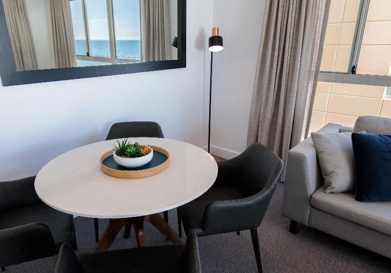 דירת 2 חדרים נוף לים, Oaks Glenelg Plaza Pier Suites