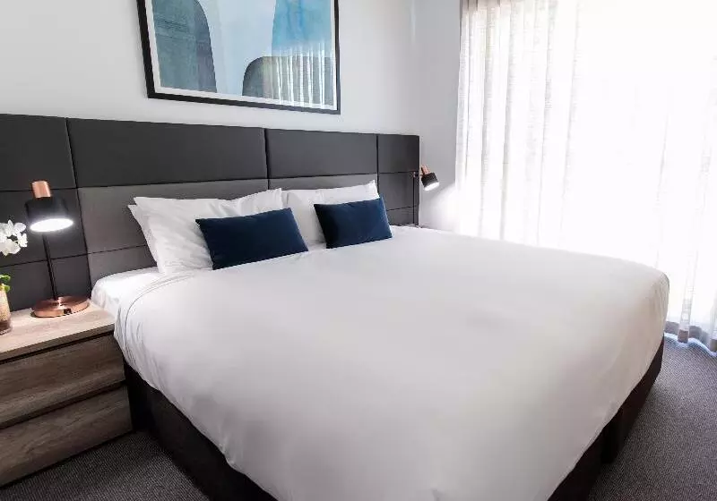 海の見える２ベッドルームアパートメント, Oaks Glenelg Plaza Pier Suites