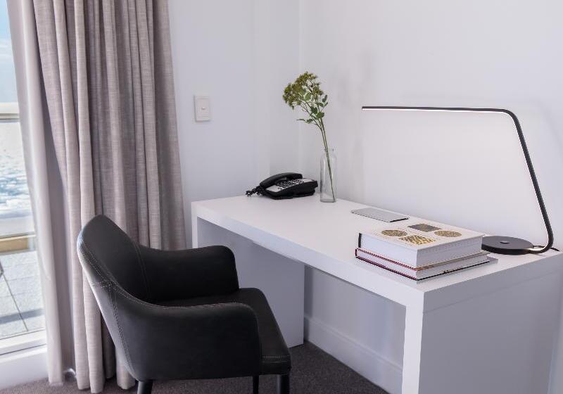 Apartamento 2 Dormitórios Vista Mar, Oaks Glenelg Plaza Pier Suites