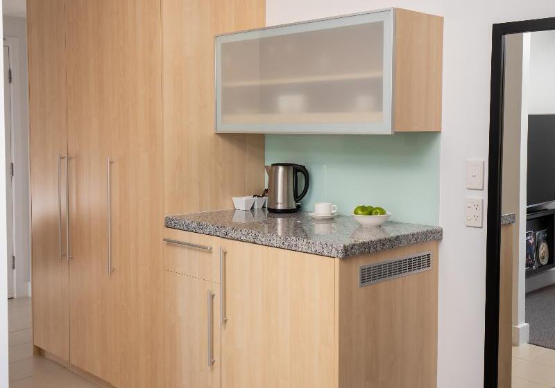 Студия Стандарт, Oaks Glenelg Plaza Pier Suites
