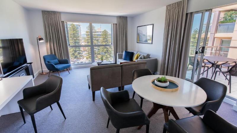 Апартаменты 2 Спальни, Oaks Glenelg Plaza Pier Suites