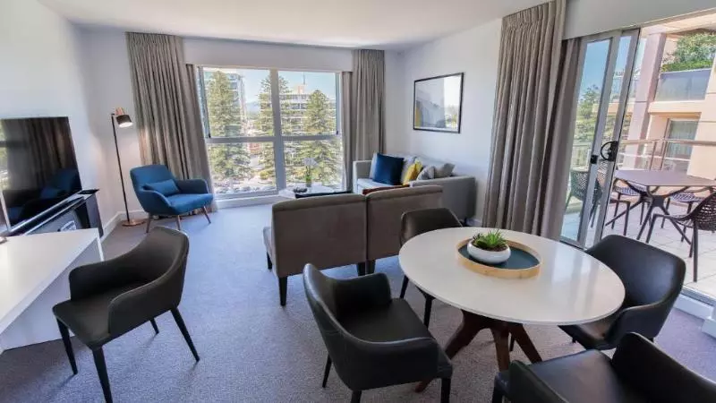 ２ベッドルームアパートメント, Oaks Glenelg Plaza Pier Suites