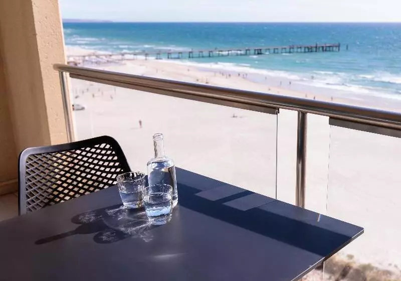 海の見える２ベッドルームアパートメント, Oaks Glenelg Plaza Pier Suites