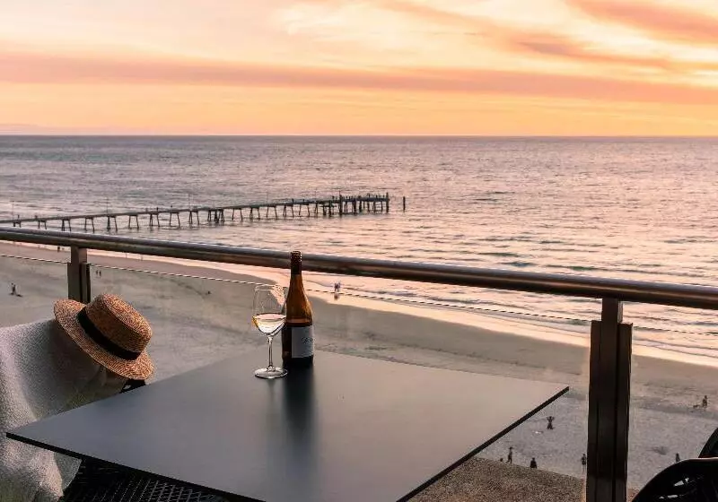 海の見える２ベッドルームアパートメント, Oaks Glenelg Plaza Pier Suites