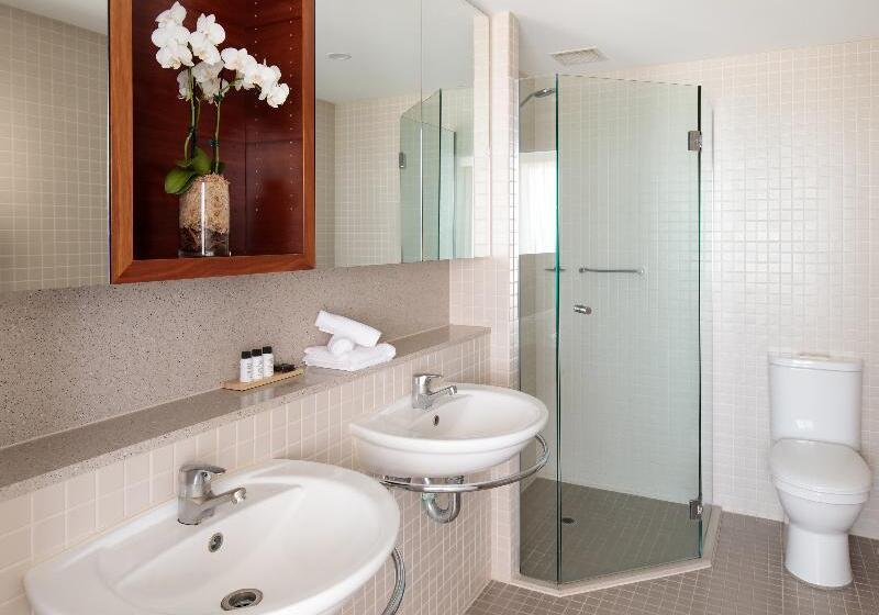 Apartamento 3 Dormitórios, Oaks Glenelg Plaza Pier Suites
