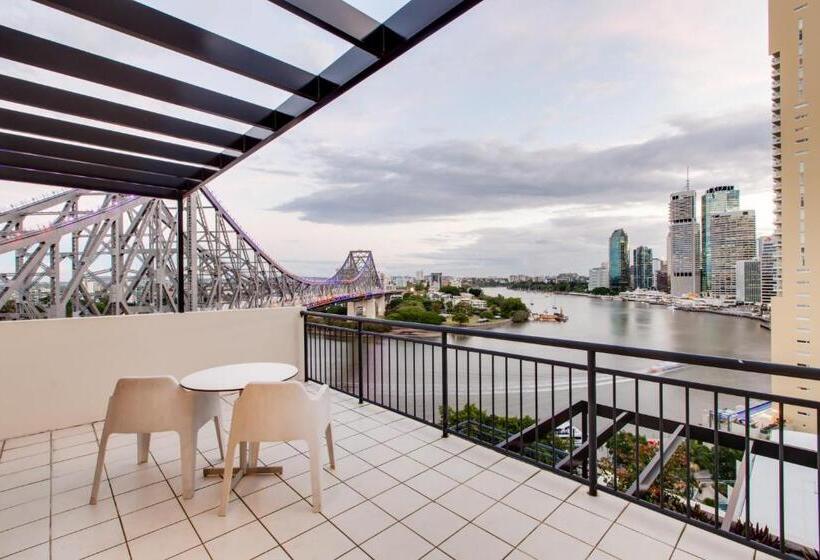1 Bedroom Apartment River View, Oakwood  & Apartments Brisbane