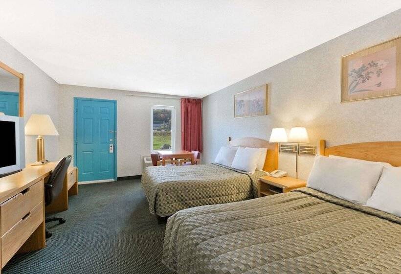 غرفة قياسية, Pocono Night Lodge