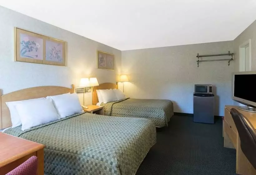 スタンダードルーム, Pocono Night Lodge