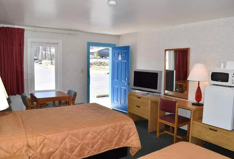 ファミリールーム, Pocono Night Lodge