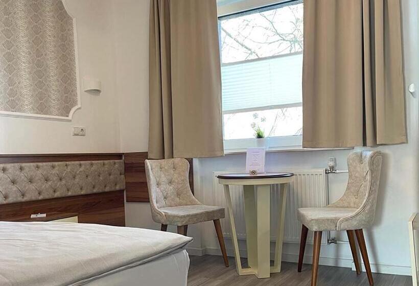 اتاق استاندارد یک نفره, Rosenheim