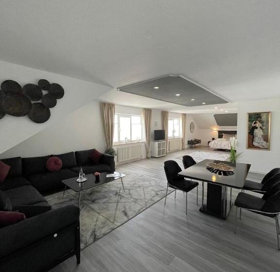 سوییت, Rosenheim