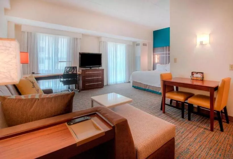 استودیوی استاندارد, Residence Inn Charlotte Uptown