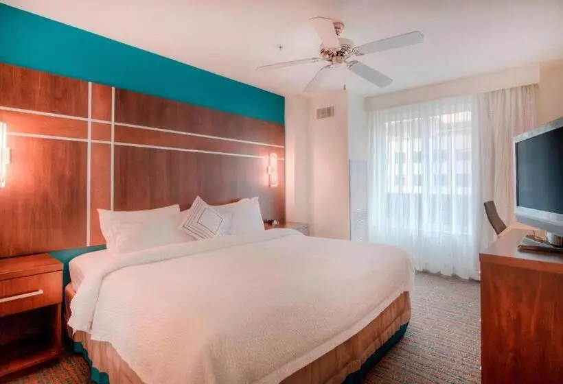 سوییت اجرایی, Residence Inn Charlotte Uptown