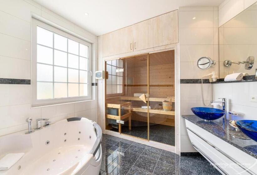 Президентский Люкс, Turmhotel Victoria Davos