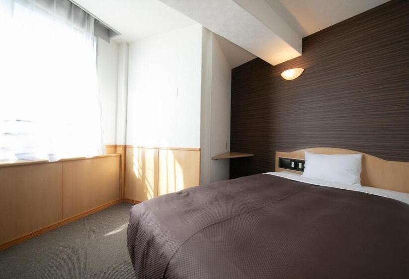 غرفة قياسية فردية, Miyakonojo Green