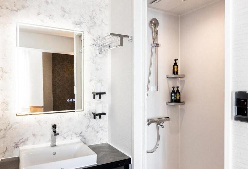 غرفة قياسية فردية, Miyakonojo Green