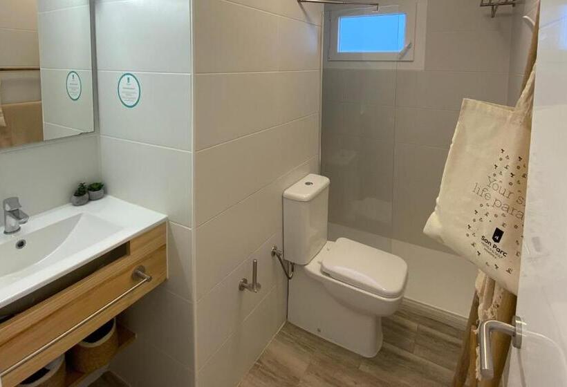 جناح مطلّ علي البحر, Beach Club Menorca