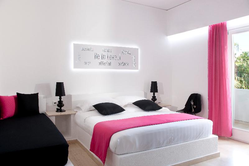 חדר סטנדרט לשלושה, Acqua Vatos Santorini