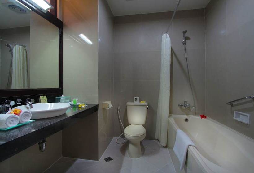디럭스 룸, Adi Dharma Hotel Kuta