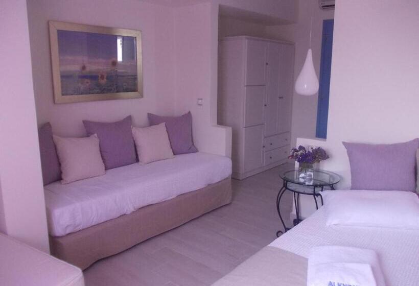 Triple Room Sea View, Alkyoni Beach