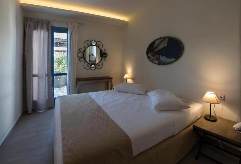 Люкс, Alkyoni Beach