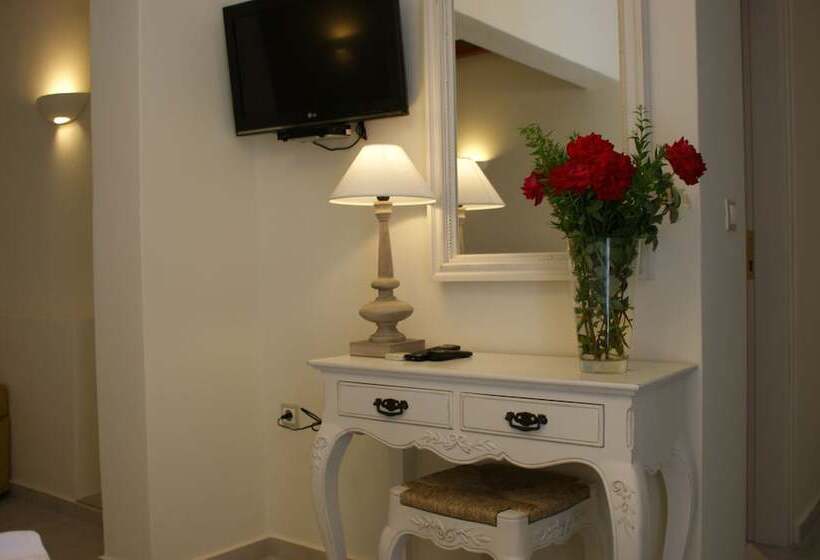 Triple Room Sea View, Alkyoni Beach