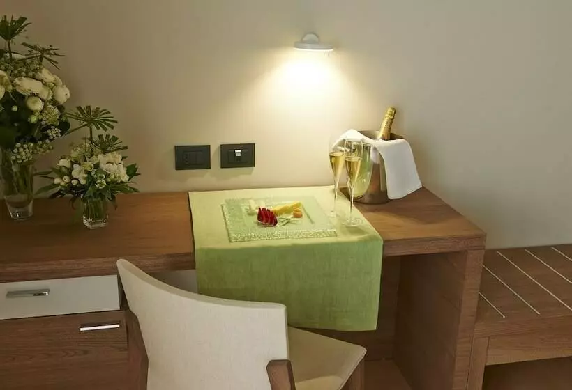 اتاق سوپریور, Cala Cuncheddi   Vretreats