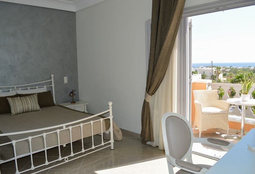 Люкс Вид на Море, Castro