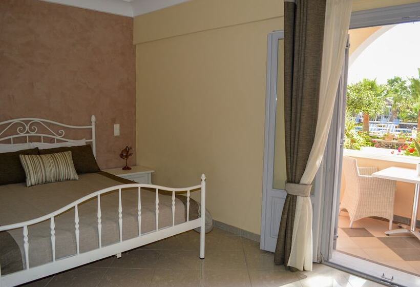 Люкс Вид на Сад, Castro