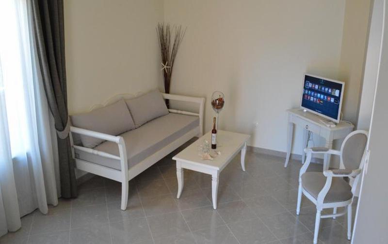 Люкс Вид на Море, Castro