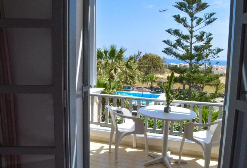 Номер Стандарт Вид на Море, Castro