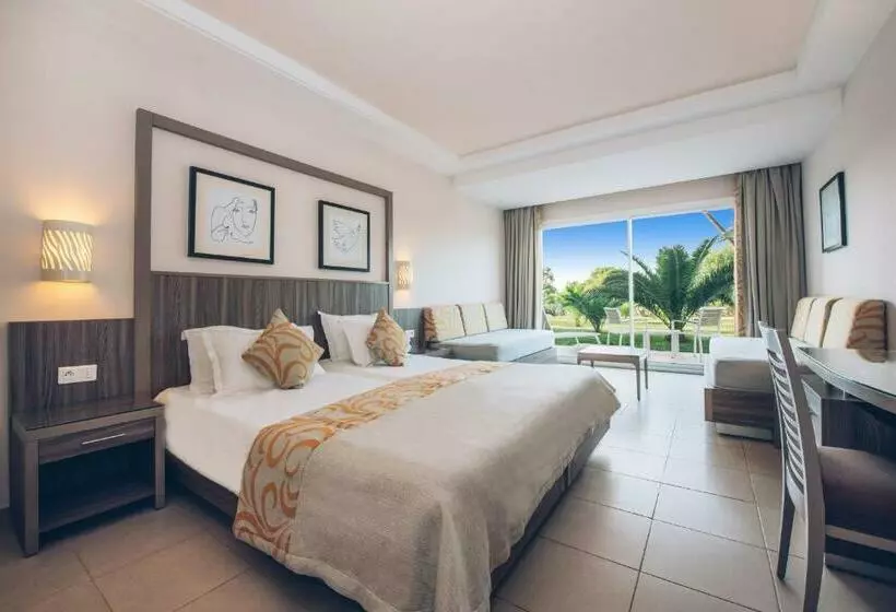 اتاق خانوادگی با چشم‌انداز باغ, Iberostar Waves Mehari Djerba