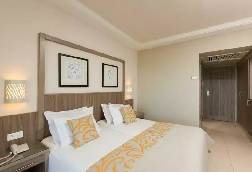 اتاق پرمیوم با چشم‌انداز دریا, Iberostar Waves Mehari Djerba