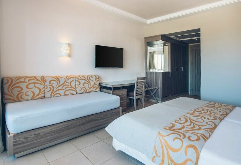 غرفة بريميوم مطلّة علي البحر, Iberostar Waves Mehari Djerba