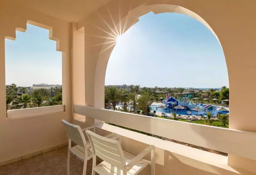 اتاق استاندارد با چشم‌انداز دریا, Iberostar Waves Mehari Djerba