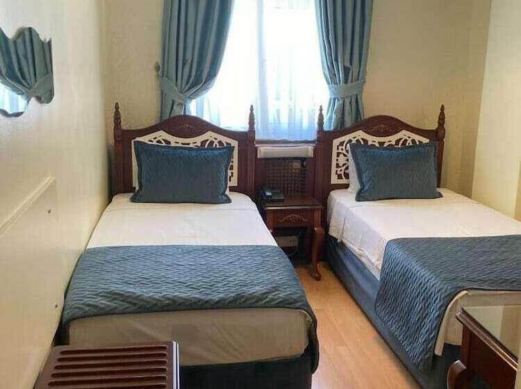 اتاق اکونومی, Ipek Palas