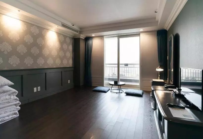 デラックストリプルルーム, Kensington Hotel Pyeongchang