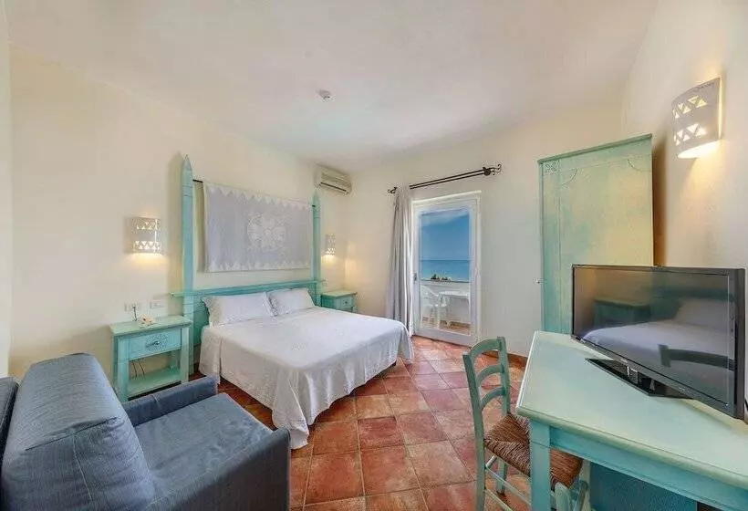 اتاق خانوادگی با چشمانداز دریا, Lh Pedraladda Resort