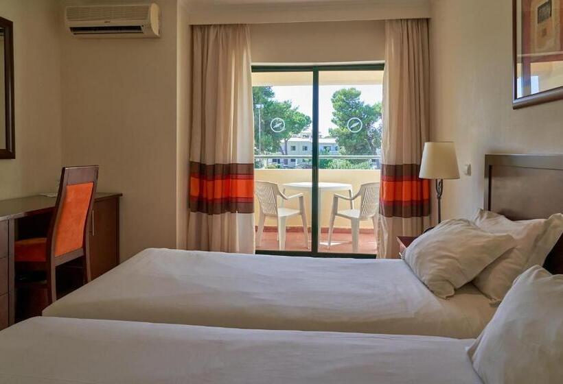 חדר דלוקס נוף לעיר, The Navigator - Palm Oasis Alvor - All Inclusive