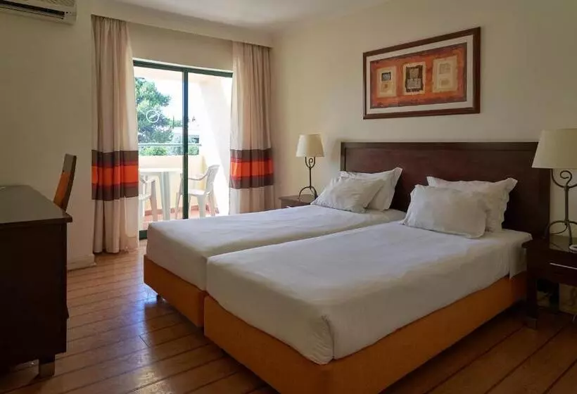 اتاق لوکس با چشم‌انداز شهر, The Navigator - Palm Oasis Alvor - All Inclusive